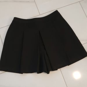 Club Monaco skort size 0